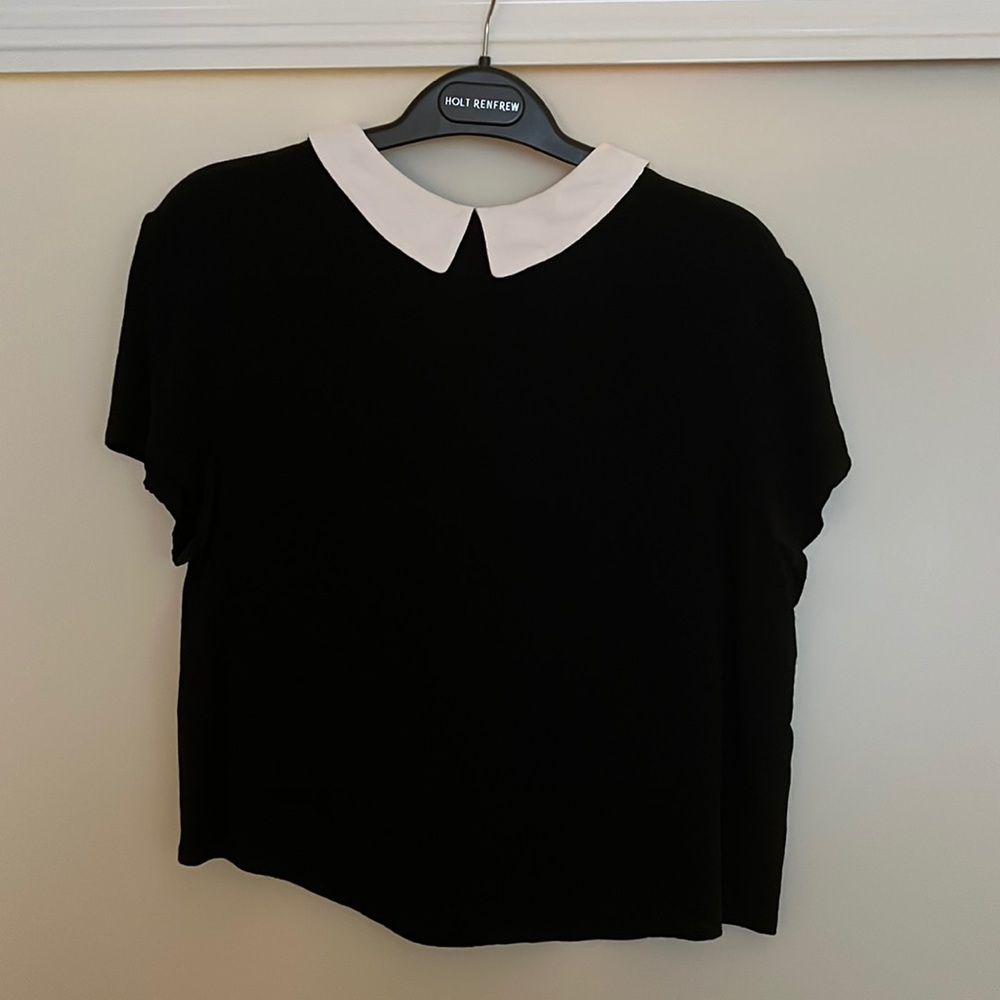 Aritzia Black Top with White Peter Pan Collar